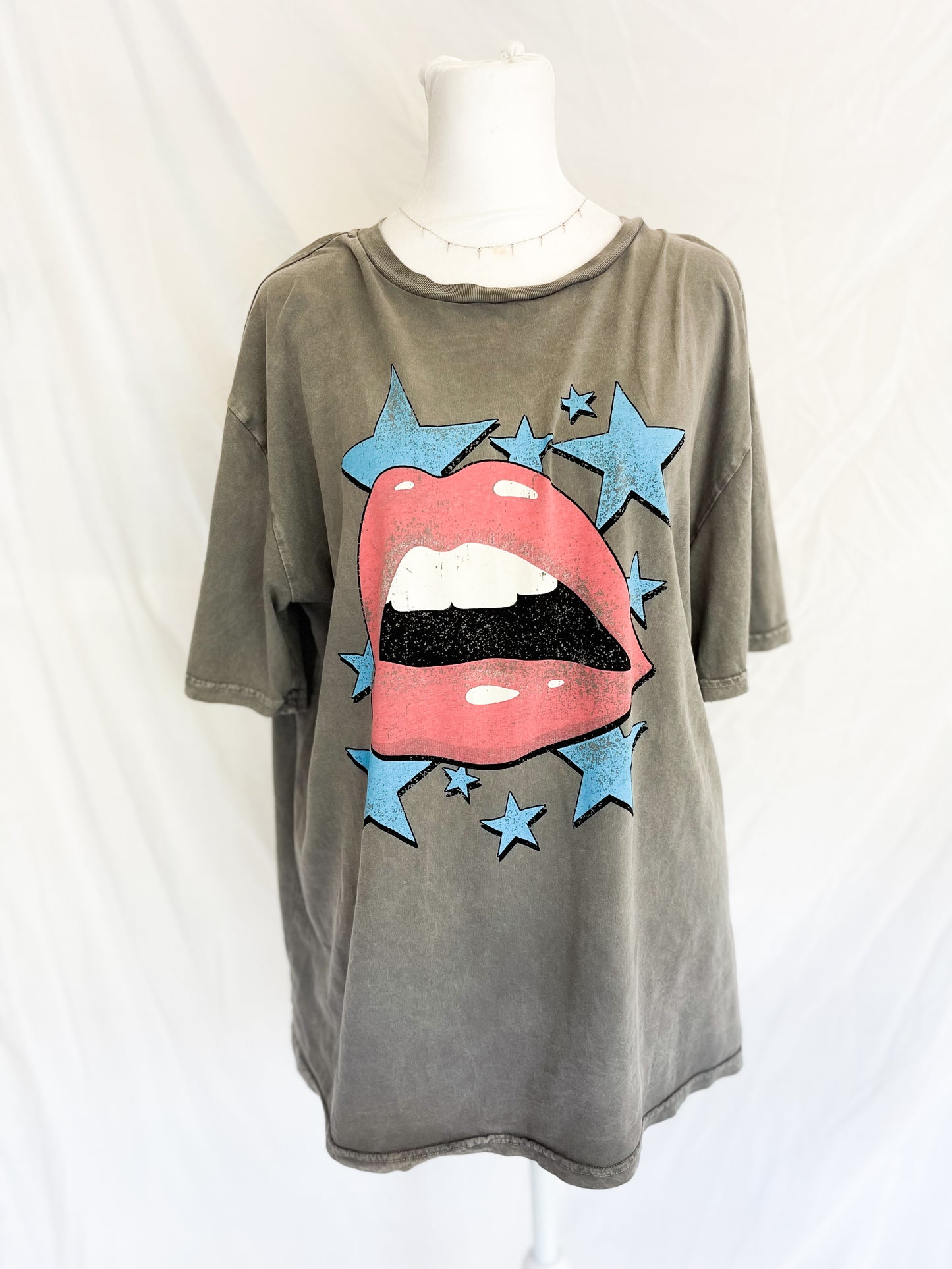KISS Graphic Top