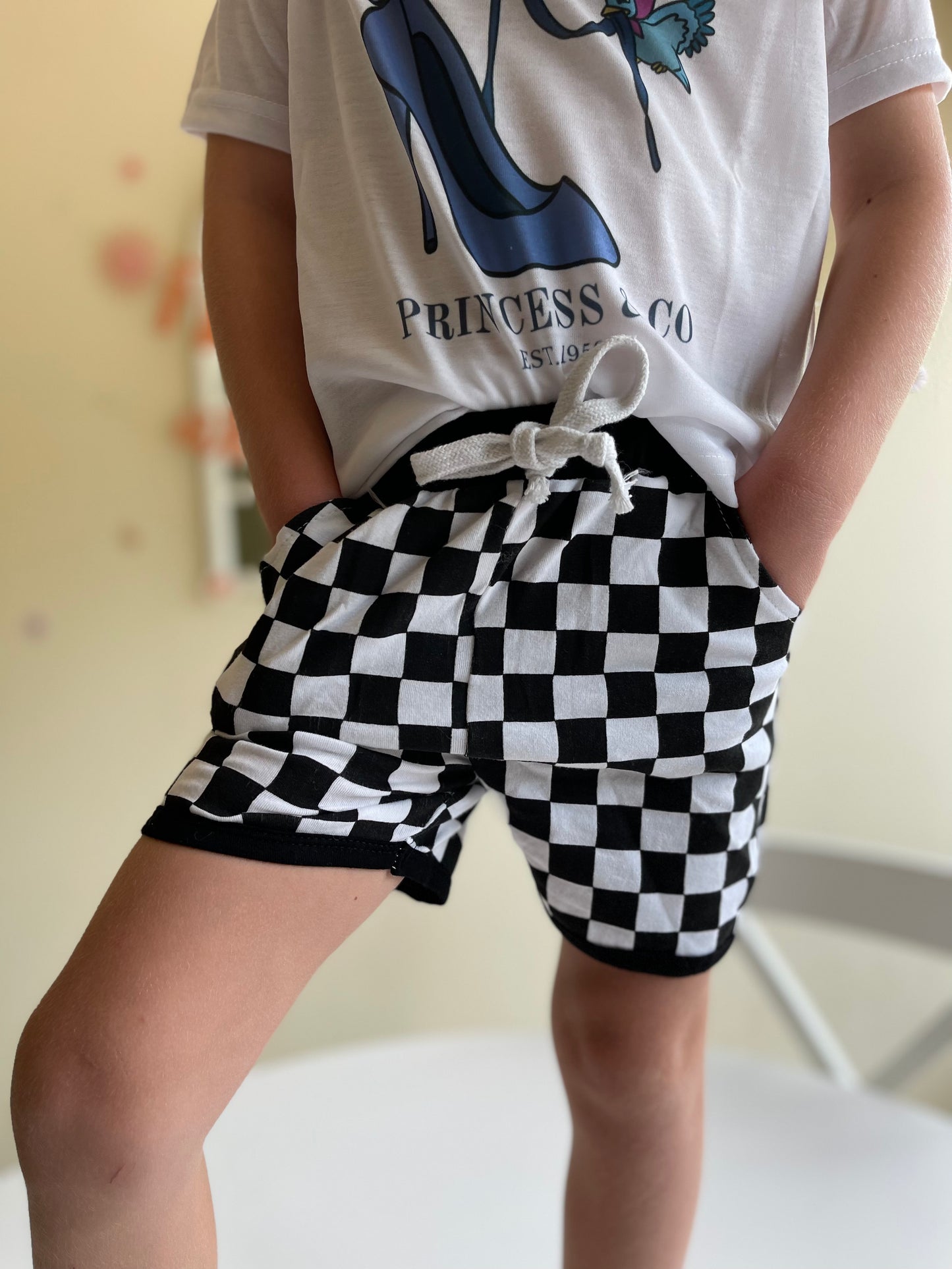 Spring Checkered Shorts -Black