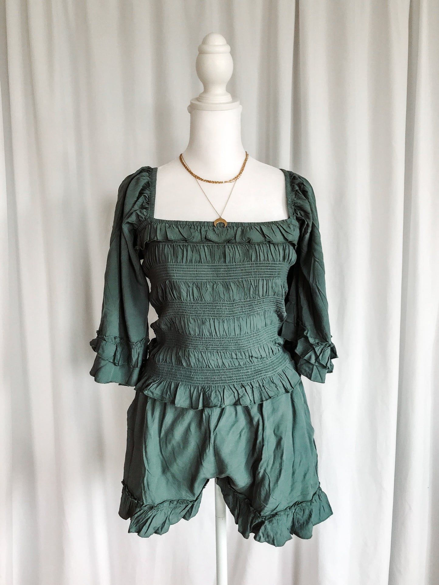Emerald Scrunch Top