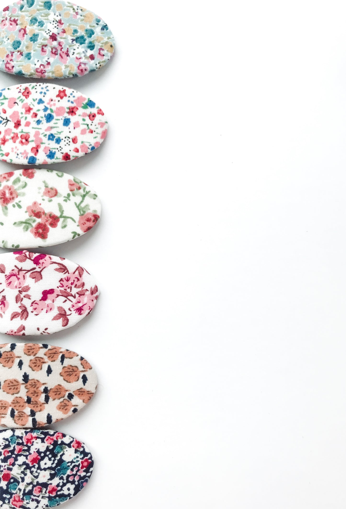 Vintage Floral Clips - 6 Colors