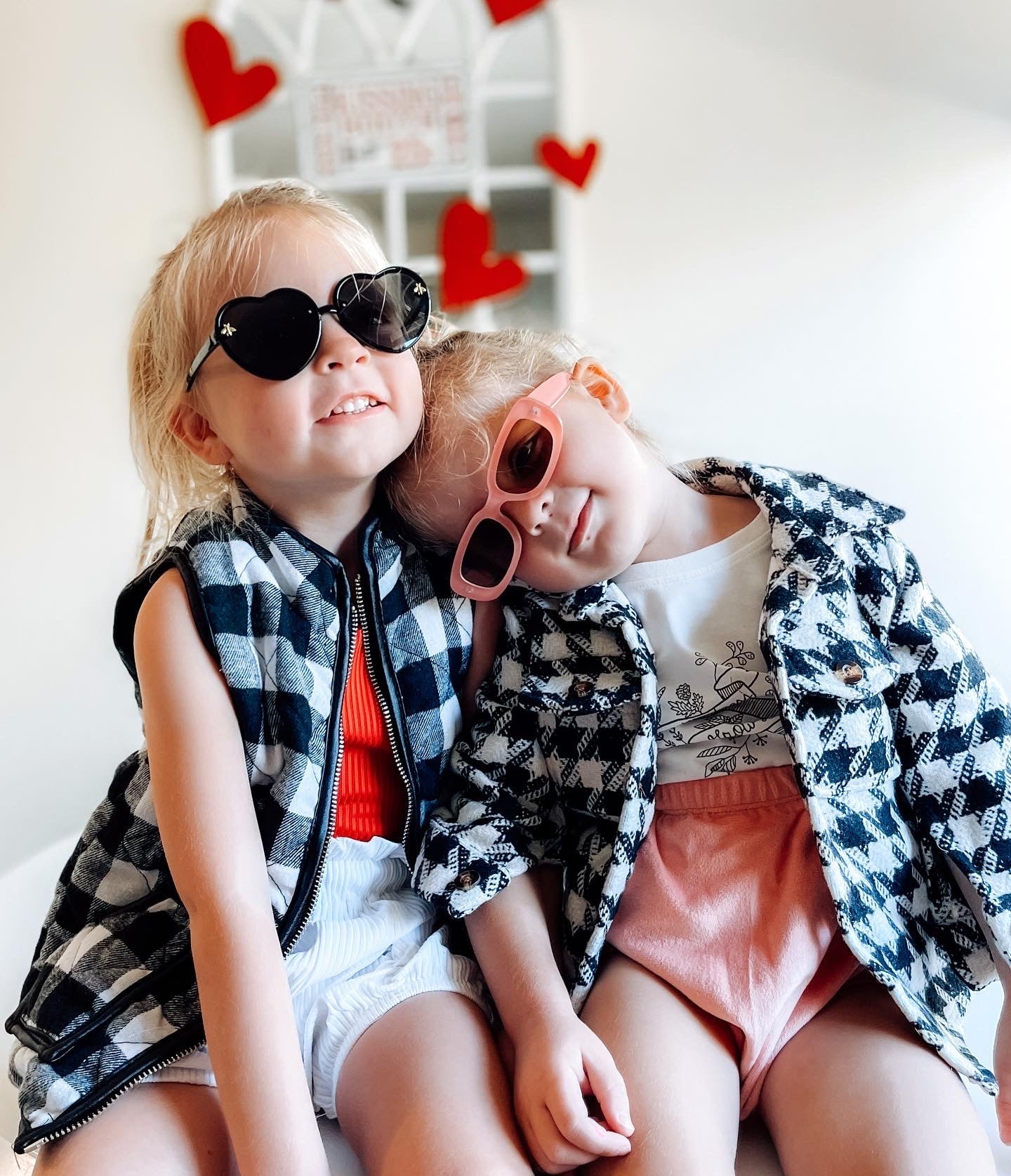 Lovely Sunnies - 4 Colors