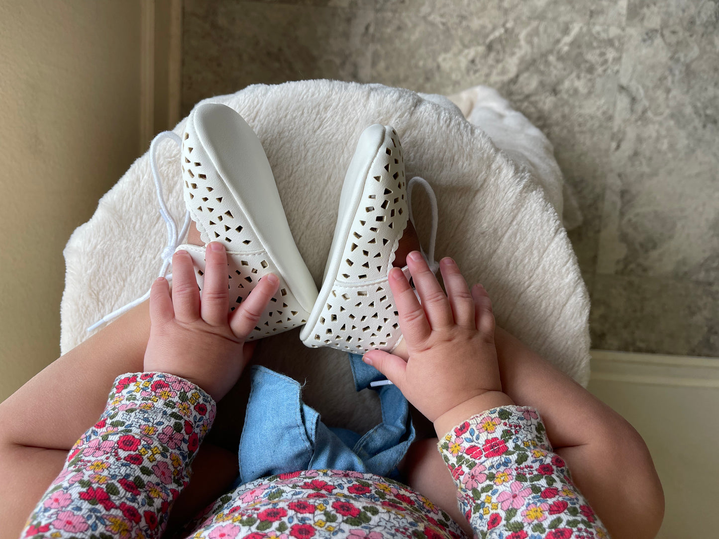 Eyelet Shoe - Auburn