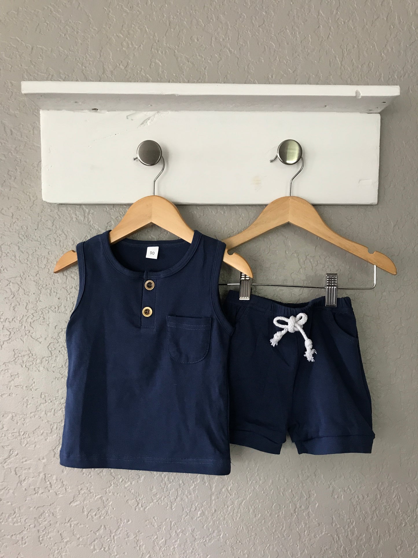 The Levi 4T ONLY