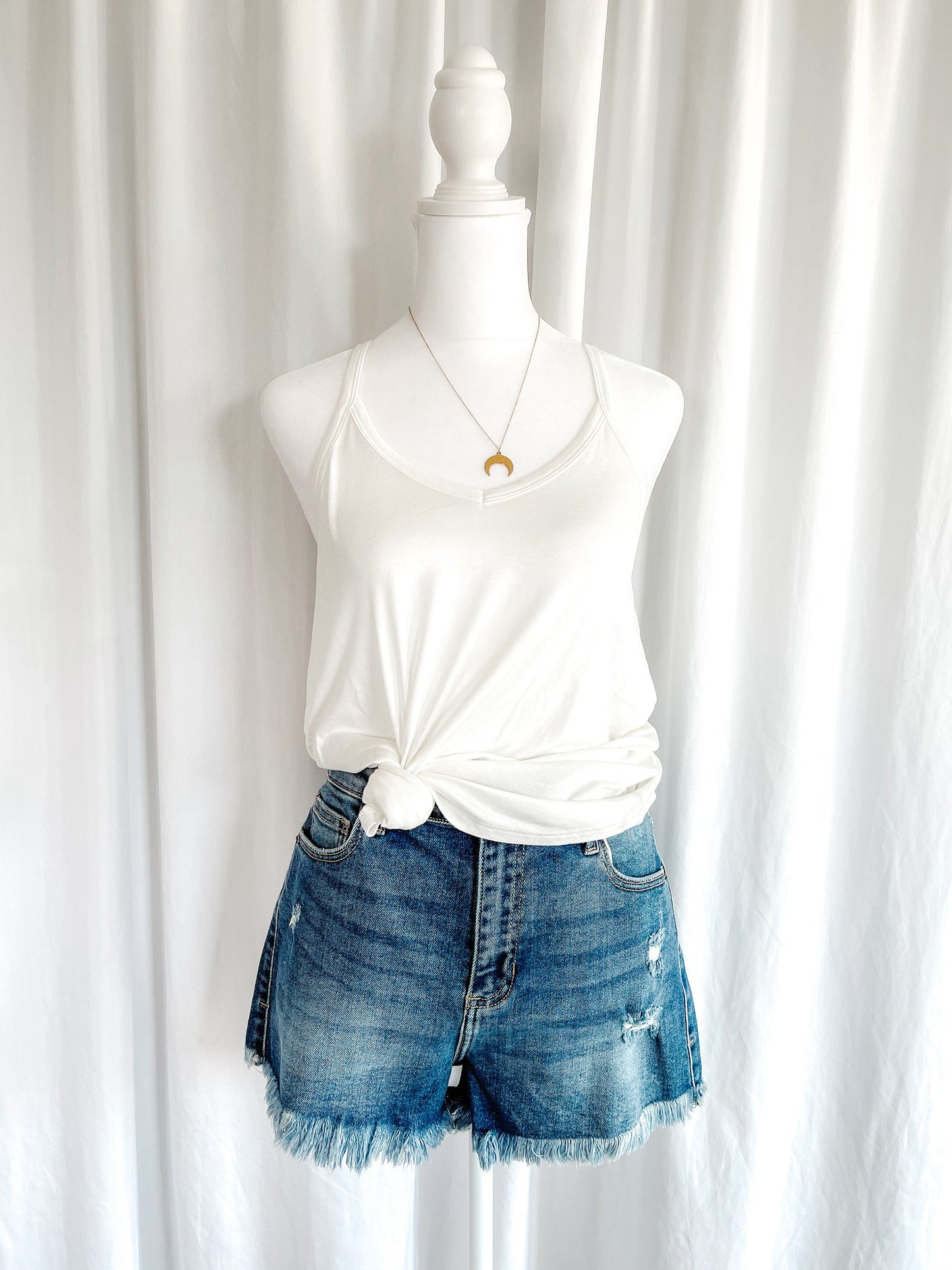 Waterfall Tank - White