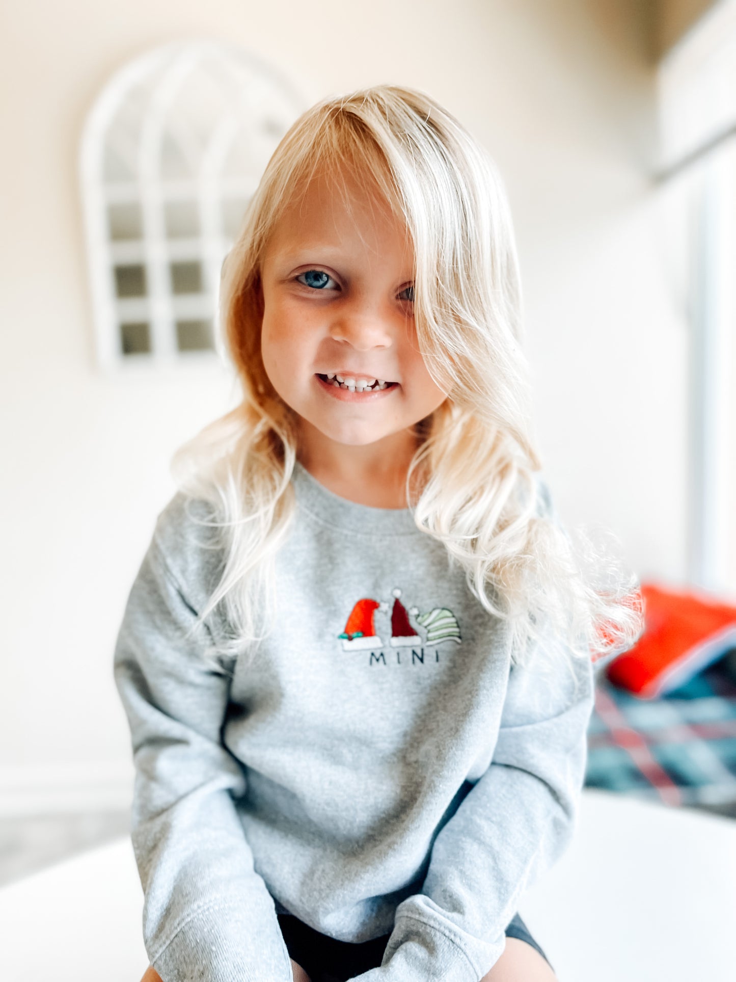 Holiday Hats Sweater Graphic (MAMA & MINI) - MINI