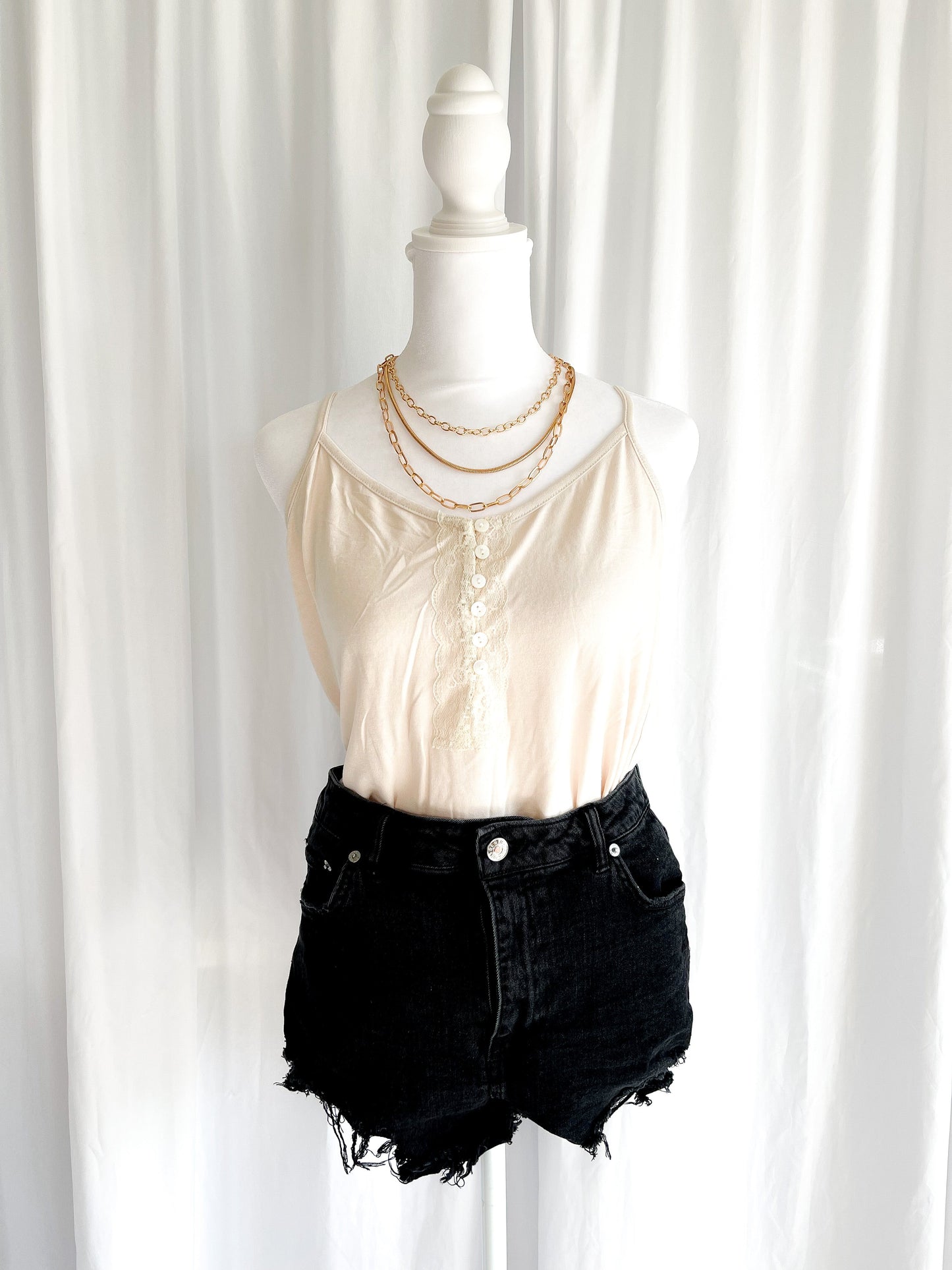 The Delicate Love Tank