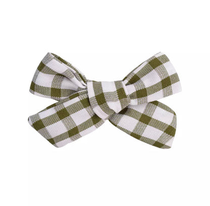 Garden Green Bow